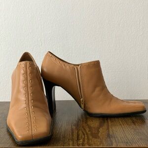 Women’s Bruno Valenti ankle booties